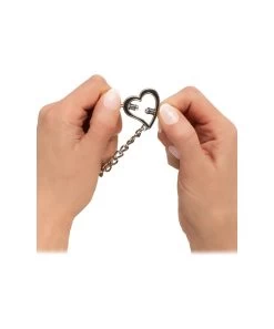 Bad Kitty Heart Shaped Nipple Clamps With Chain -Sex Toy Store bad kitty heart shaped nipple clamps with chain 4