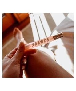 Eye Of Love Seduce Pheromone Parfum For Her To Attract Men (10 / 30 Ml) -Sex Toy Store eye of love seduce pheromone parfum for her to attract men m3